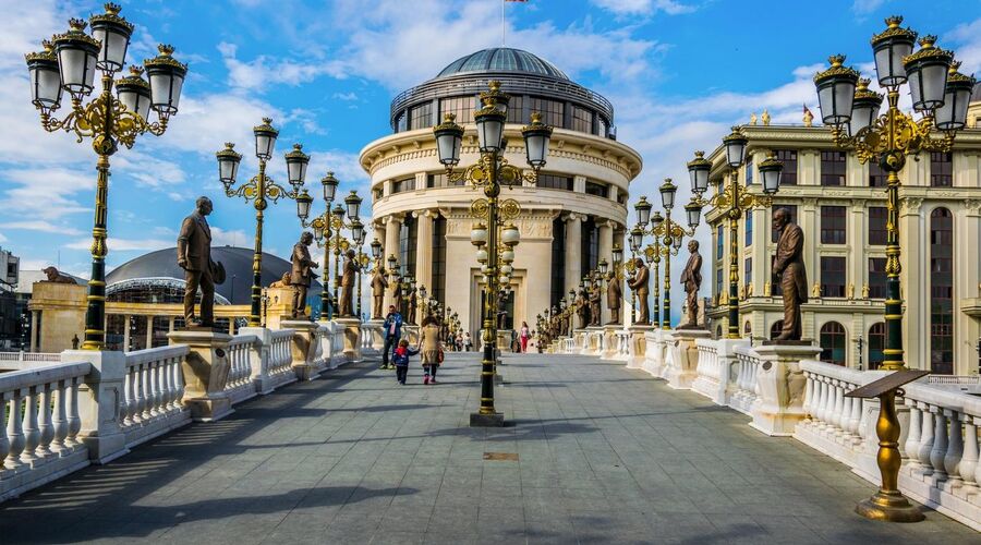 İzmir Çıkışlı Balkan Üçgeni Turu