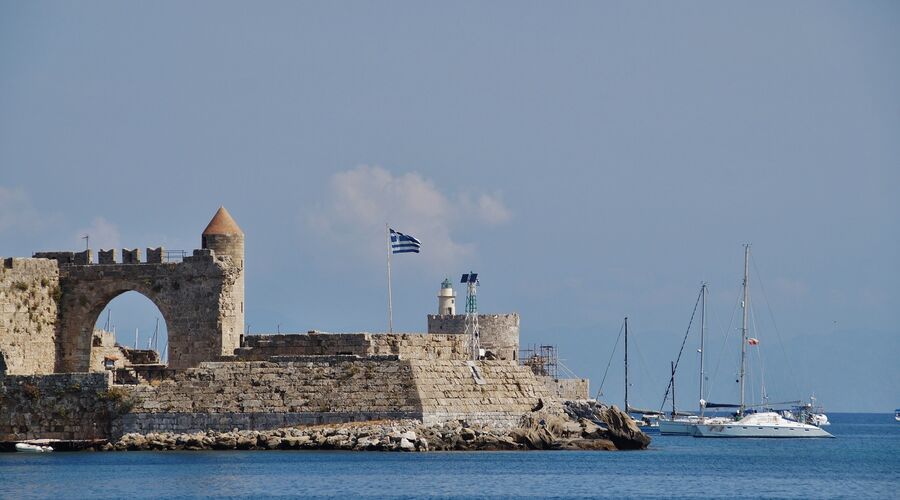 Selectum Blu ile Rodos Santorini Mikonos